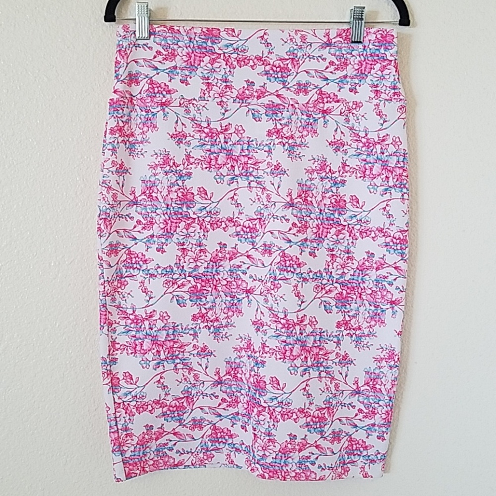 🌟FINAL PRICE🌟 LuLaRoe Floral Cassie skirt